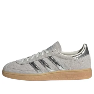 adidas handball spezial grey silver gum 1 330x330 - Adidas Handball Spezial &laquo;Grey Silver Gum&raquo;